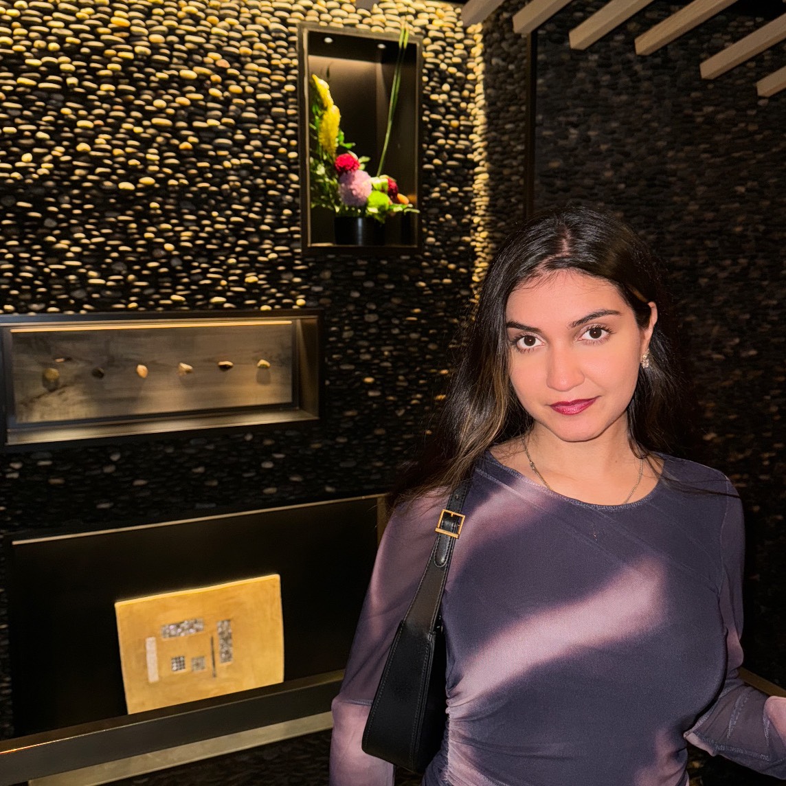 Meeks, RMH dating profile reviewer